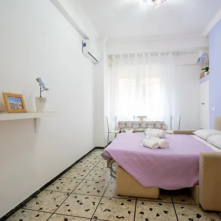 Vatican Station Bed & Breakfast
