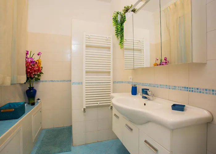 Vatican Station Bed & Breakfast