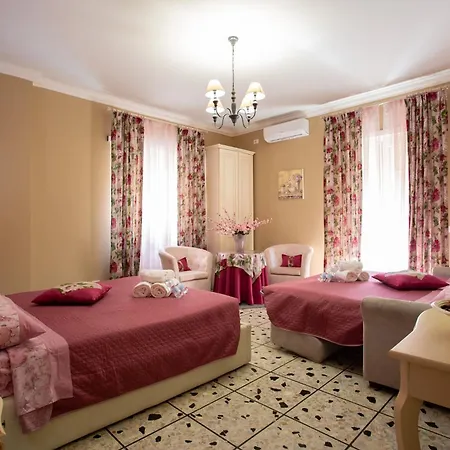 Couette-café Vatican Station 4*